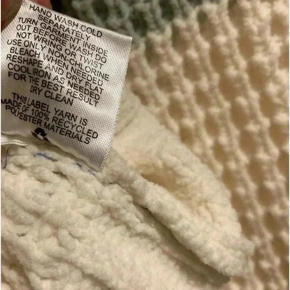 New Pink Rose Women’s Sweater Sz. Small NWT - Picture 6 of 8